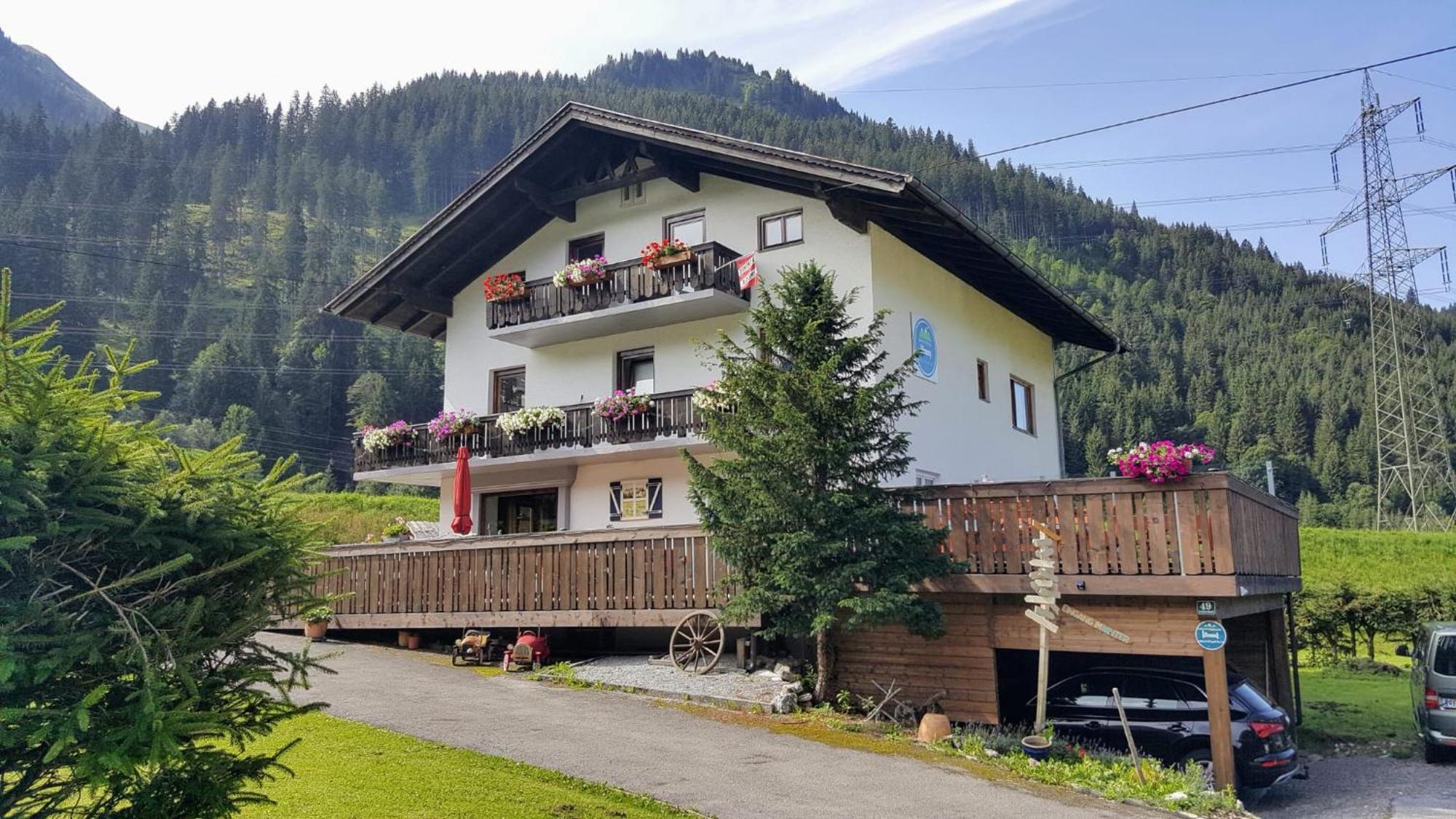 Hôtel Gastehaus Schmitt à Lähn Extérieur photo